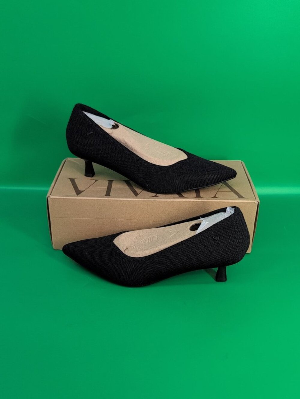 Vivaia Scarlett Pointed Toe Women's Kitten Heels Pumps Size 40 Black